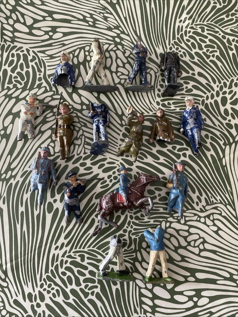 Figurines Ferme En Plomb Creux Anciennes - Quiralu, CBG Mignot, Collection
