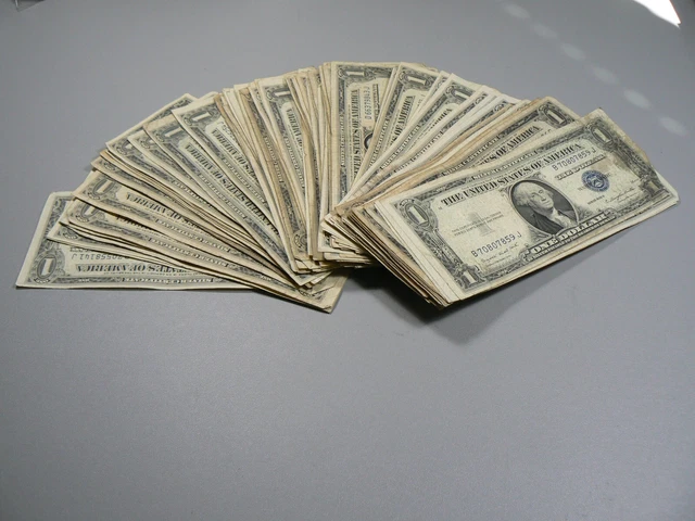 Lot of 100 x 1935 Circulated One Dollar Silver Certificate Bills Notes Banknote