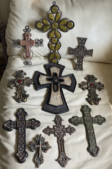 Lot of 10 Vintage Cast Iron, Metal, Plastic Wall Cross Crucifix Cruz Collection