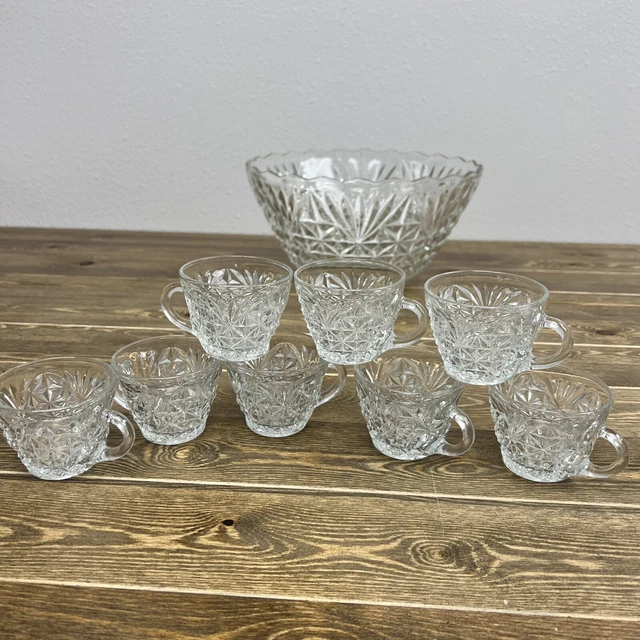 VINTAGE ANCHOR HOCKING Arlington ScallopedRim Punch Bowl Set of 8 Cups