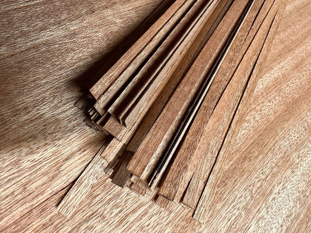 Colonnine in legno per scale B112