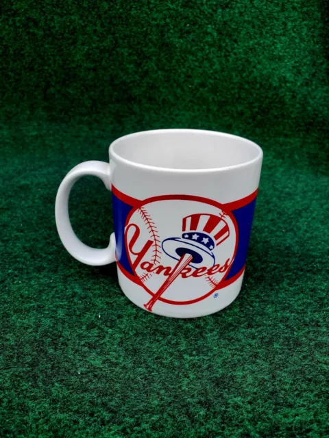 VTG New York Yankees MLB Coffee Cup Mug Russ Berrie & Co Made In Korea