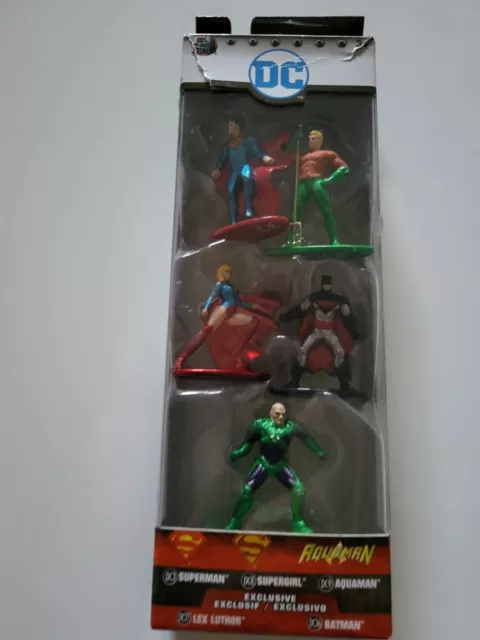 Nano Metalfigs DC Comics Die Cast Metal Figures-Superman Batman Aquaman  5 pack