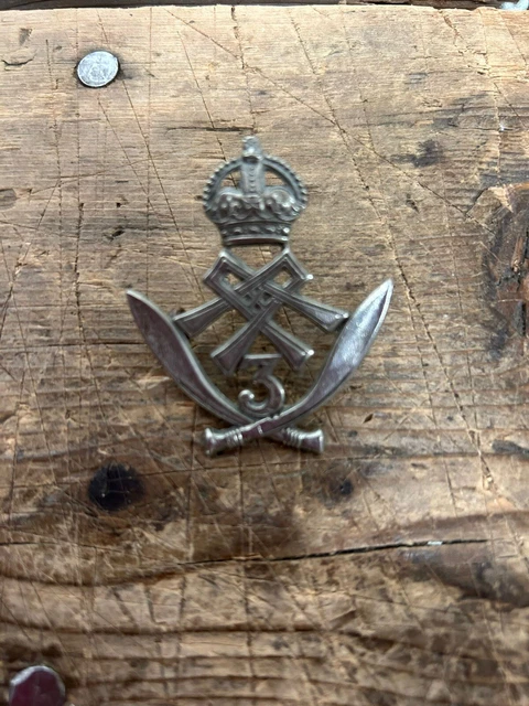 AN ORIGINAL BRITISH Army Cap Badge 3Rd Gurkha Rifles Regt £150.00 ...