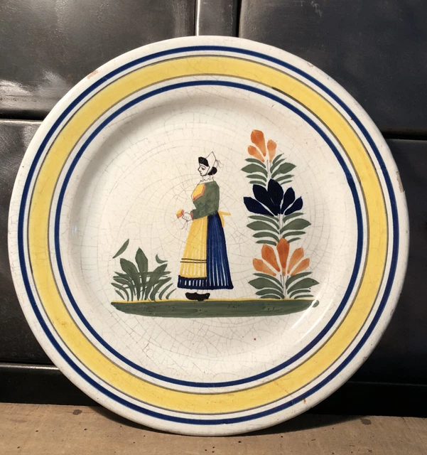Assiette Céramique De Quimper Henriot Décor Bretonne Diamètre 22,5 Cm
