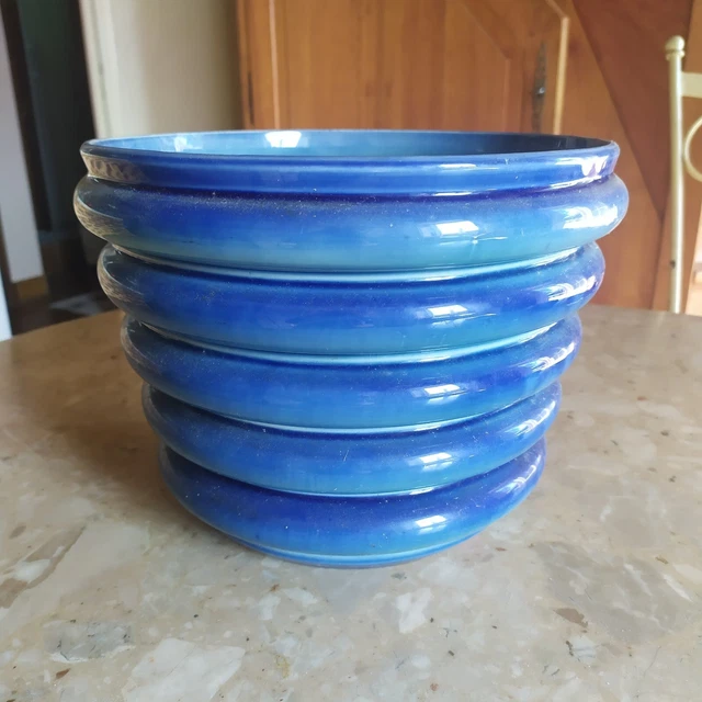 CHINE Cache-pot En Porcelaine à Décor Blanc Bleu De Cartouche Dans Lesquels Figurent Fleurs Et