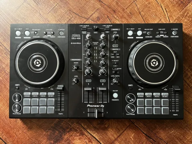 Pioneer DDJ-400 DJ Controller, Black, 2021, Mint Condition, USB Cable Included