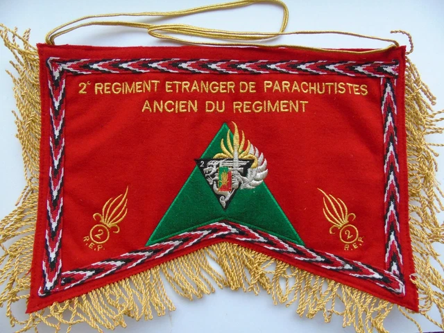 Casquette avec l'œuvre « LE DIABLE MARCHE AVEC NOUS LÉGION ÉTRANGÈRE 2ME REP » de l'artiste Aspretto