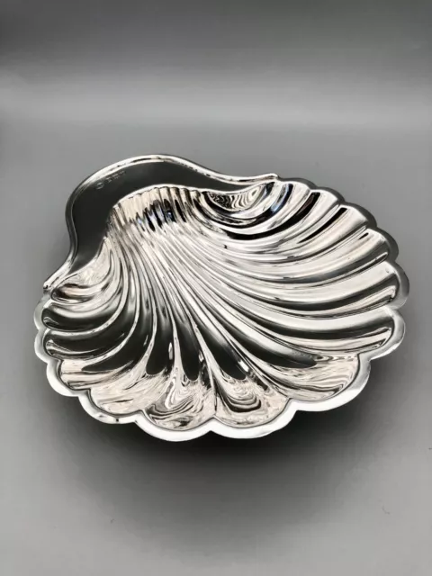 Large Edwardian Sterling Silver Shell Dish, John Round & Son, Sheffield, 1905