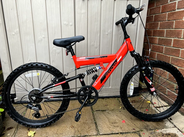 20inch piranha atom unisex bike bike red