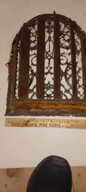 Cast Iron Rounded Top Wall Register Heating Grate