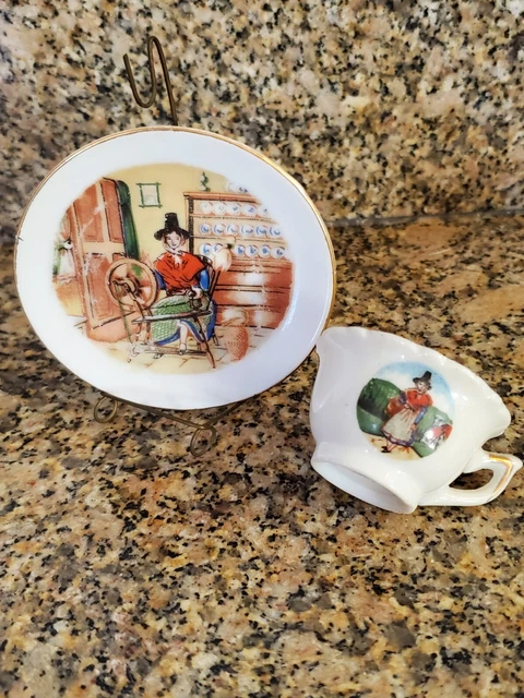 Taza de té y platillo en miniatura para niños pequeños con rueda giratoria
