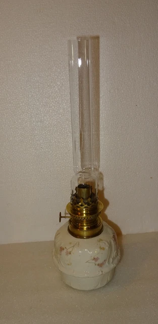 ANCIENNE LAMPE A Petrole  H S  En Opaline Decor Floral Complete Fonctionne EUR 30,00 - FR