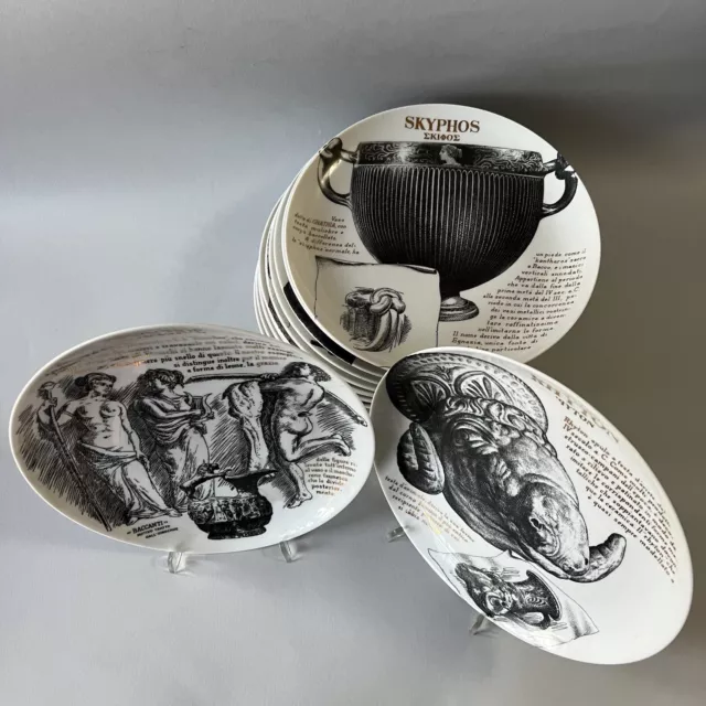 Piero Fornasetti - Martini & Rossi - set di 12 piatti in porcellana decorati