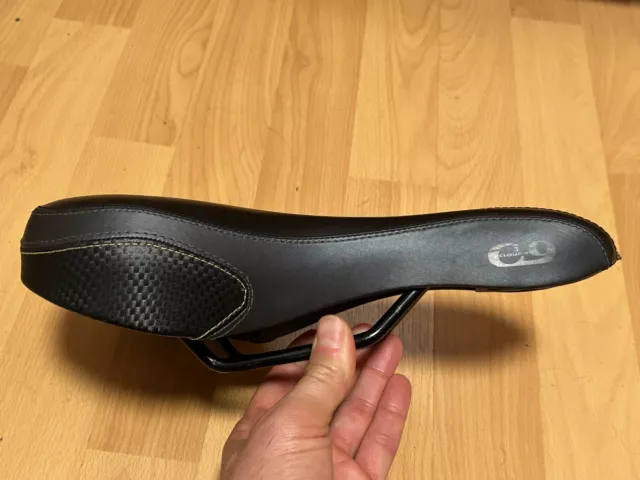 Cloud 9 metroline top airflow bike seat