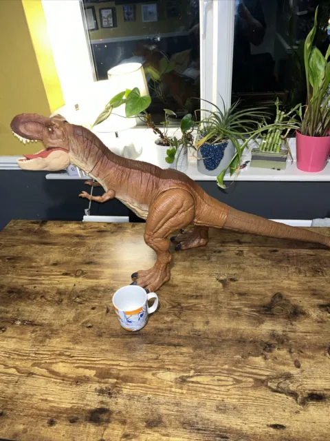Large Jurrasic World Super Colossal Tyrannosaurus Rex T-Rex Figure Mattel 40”