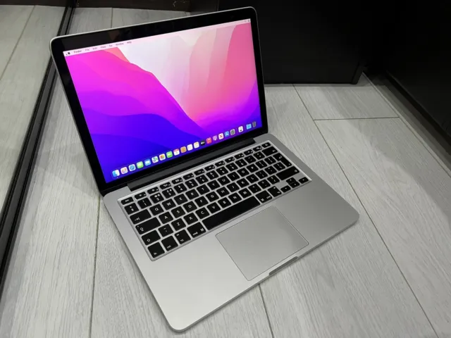 Apple MacBook Pro Retina 13,3" inizio 2015 - 256 GB SSD 16 GB RAM - 3,1 GHz Core i7