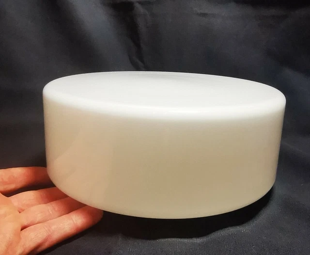 Plafonnier ou applique ancienne vintage en verre, opaline 22,5cm