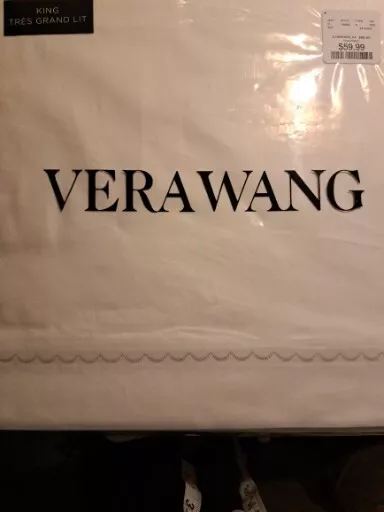 VERA WANG Scalloped 4 Piece KING Satin Weave 100% Cotton WHT/FOG Sheet Set NEW