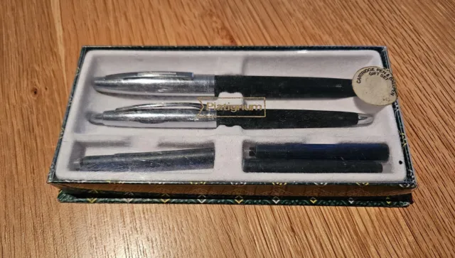Vintage Platignum Pen Set 1970s, Medium nib Fountain Pen/Ballpoint Pen.