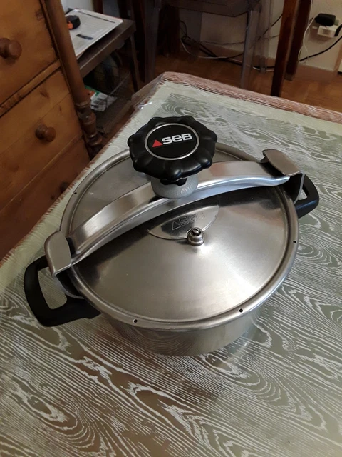 Cocotte minute SEB 5 litres - Arts de la table
