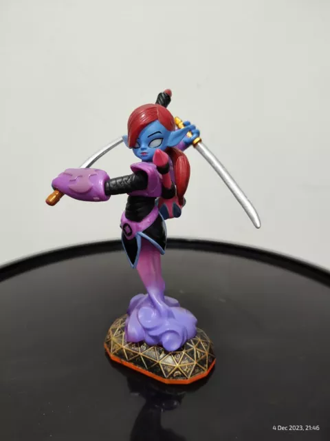 SKYLANDERS: IMAGINATORS "NINJINI" Toy Figurine Used Very Good Condition