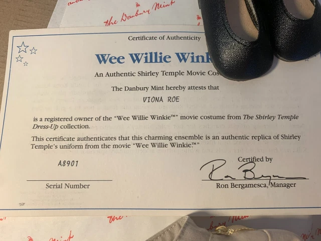 SHIRLEY TEMPLE Danbury mint WEE WILLIE WINKIE Outfit with Certificate -Excellent 2