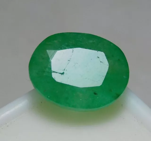 Émeraude verte de Colombie extraite naturelle de 7,10 ct de pierres...