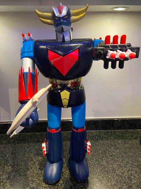 Goldorak BD Figurine Goldorak Shogun Warrior 60cm Avec 2 Haches - Occasion, Plastique, France Figurine Goldorak Vintage