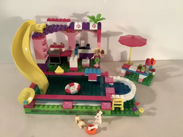 Mattel Mega Bloks Build N Style #80136 Barbie  Chelsea's Pool Party Set