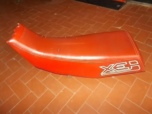 Sella Moto Morini Kanguro 350 XE rossa usata