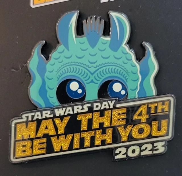 DISNEY PARKS 2023 Star Wars Day May the 4th Be With You Greedo Pin LR