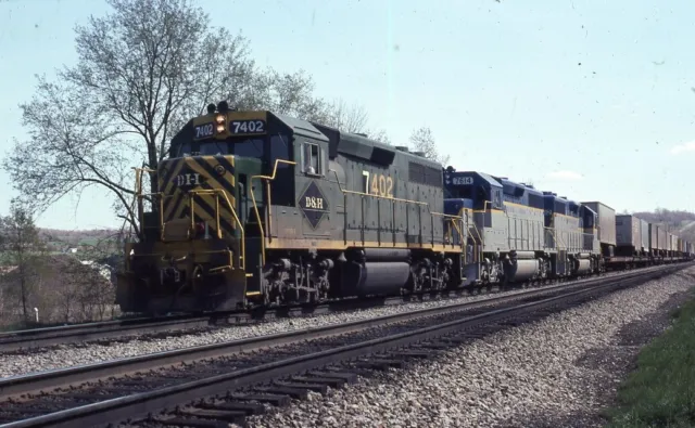 D&H DELAWARE AND HUDSON Railroad Train Locomotive 7402 Original 1976 Photo Slide