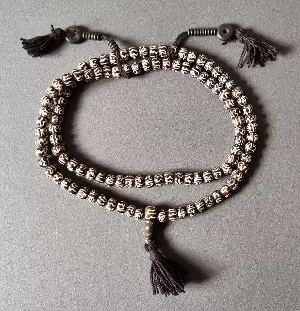 schöne Mala aus Yakknochen Om Mani Padme Hum - Nepal 108 Beads mit zwei Counter