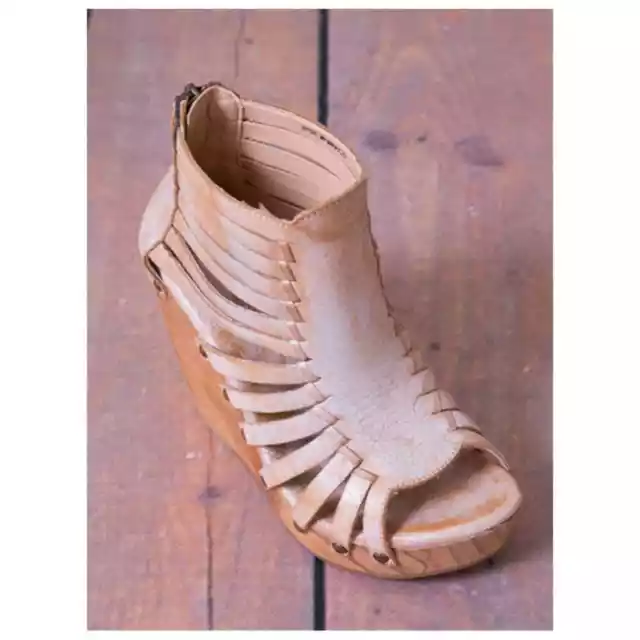 Bed Stu Sz 10 Tan Leather Distressed Gladiator Daisy Wood Platform Wedge Sandals