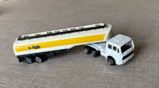 Camion Citerne TOTAL - Jouet Majorette échelle 1/100 - Occasion - Miniature Collection