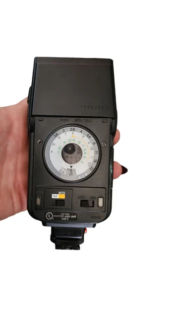 Konica Minolta Auto 132X Shoe Mount Flash with Case