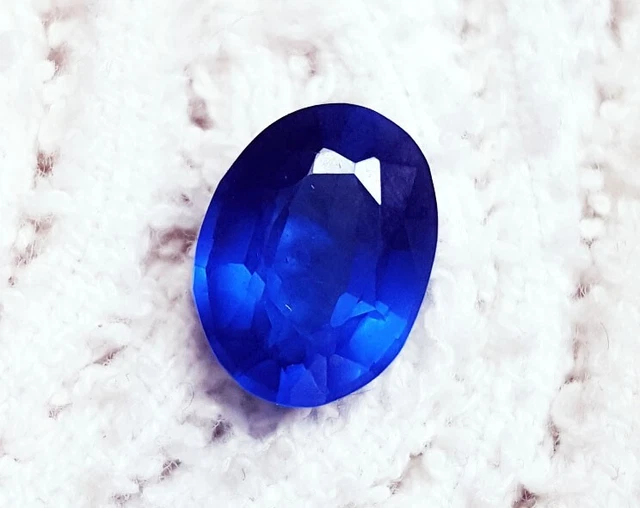 Naturel Topaze Bleu Londres Forme Ovale 5.40 CT Ggl Certifié Desseré Gemme