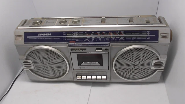 SUPERBE RADIO VINTAGE SHARP GF-5454 ghetto blaster boom box cassettes