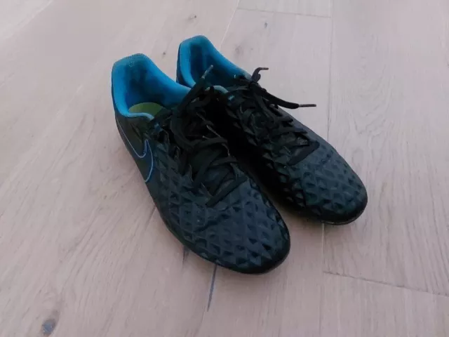 Nike Fußballschuhe Gr 42 Tiempo schwarz-blau