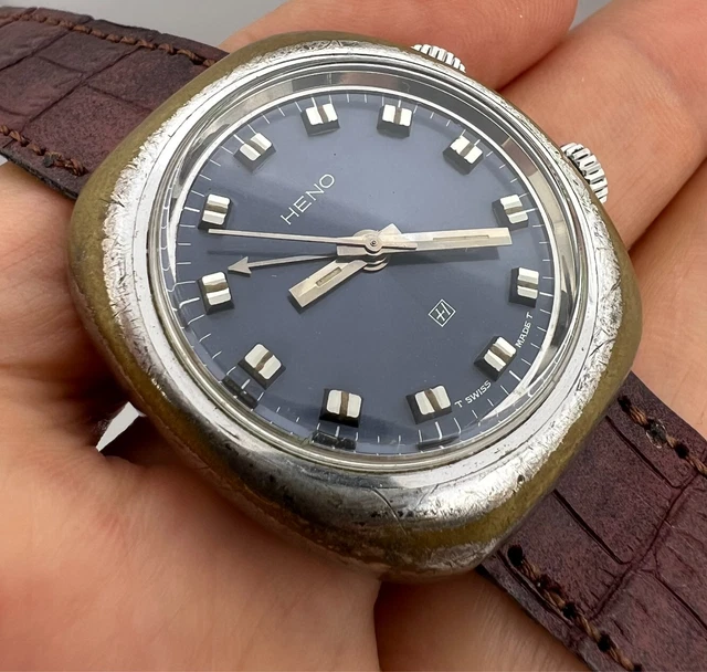 Montre Vintage HENO Quartz Suisse Années 70, Acier Inoxydable Doré - Neuve De Stock, Avec étiquettes