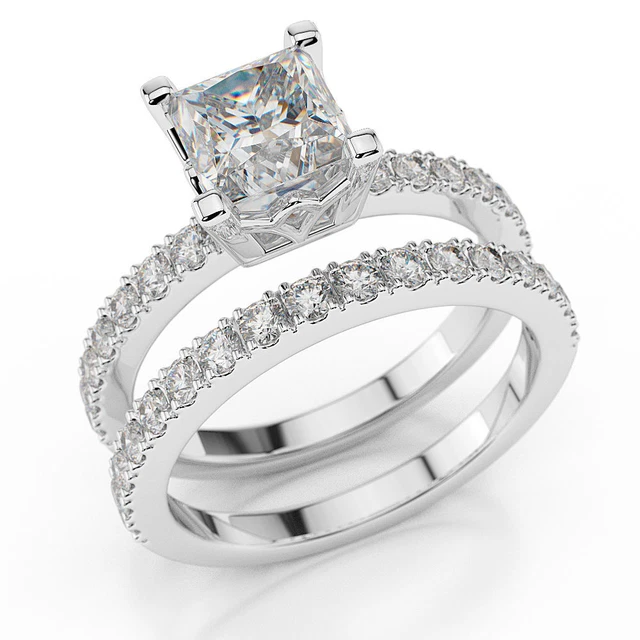 Anello Tre Pietre Con Diamanti Simulati Taglio Principessa - Argento 925 Placcato Oro Bianco