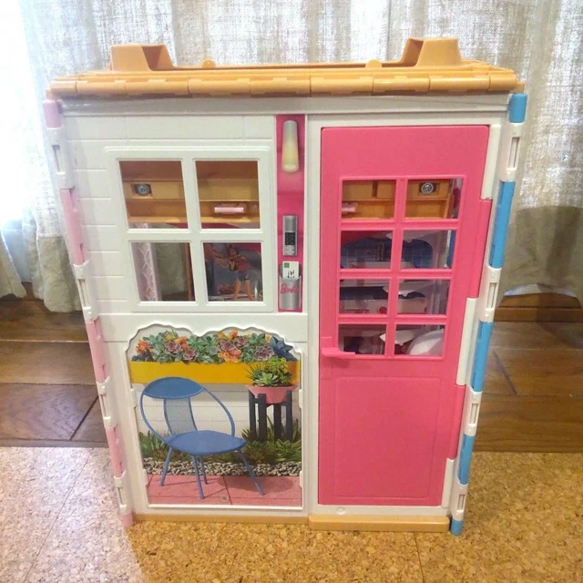 MAISON PLIABLE VINTAGE Barbie avec accessoires d'intérieur Mattel 2007