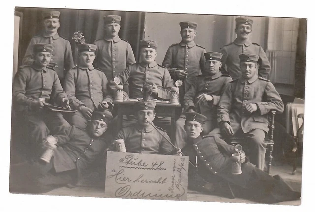 7554- Foto AK * Soldaten Marienburg 1913 Reserve Bahnpost Dirschau-Insterburg