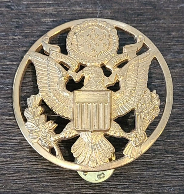 VINTAGE US ARMY MILITARY OFFICERS CAP EAGLE BADGE INSIGNIA Golden 1.75