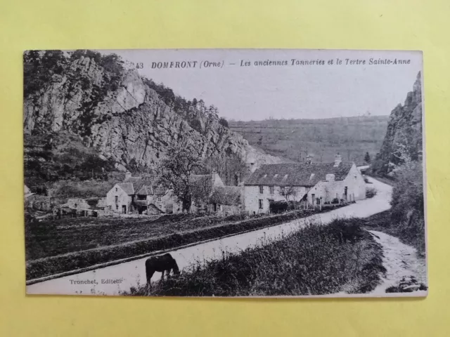 CPA Normandie 61 - DOMFRONT Orne LES ANCIENNES TANNERIES et TERTRE SAINTE ANNE
