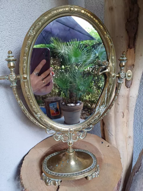 Splendide miroir psyché ovale style art nouveau en laiton doré
