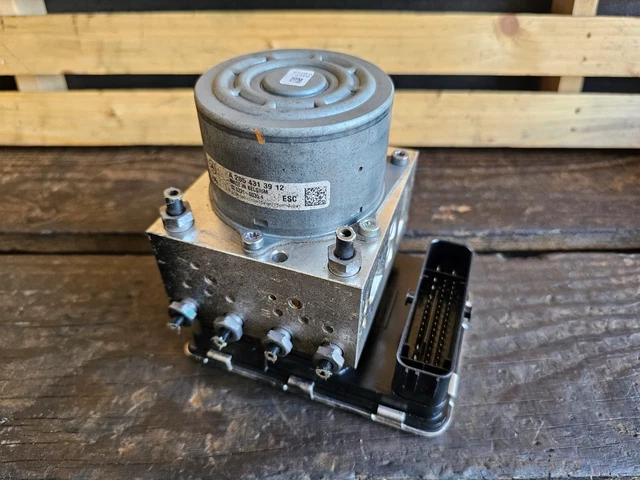 14-21-mercedes-benz-c300-w205-abs-pump-control-module-a2054313912