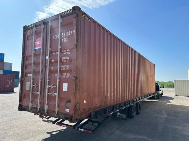 Contact us today to explore our wide selection of used containers: 20' & 40'