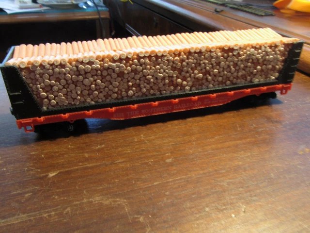Vintage Bachmann Ho Scale Southern RR 40' Log Hauling Gondola 4365 with load